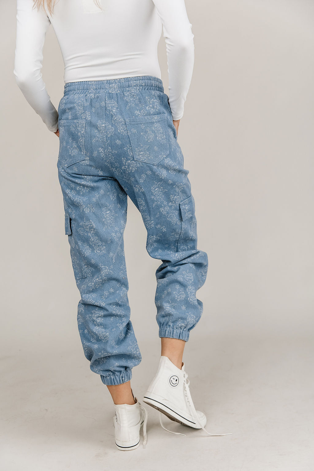 Floral best sale denim pants