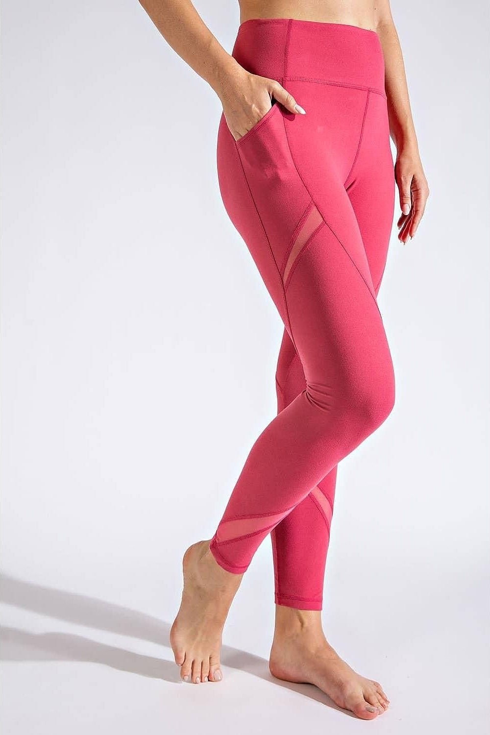 https://bunkyandmaries.com/cdn/shop/products/mesh-detail-full-length-leggings-coral-medium-and-large-bunky-and-marie-s-boutique-2-01.jpg?v=1701230578&width=1000